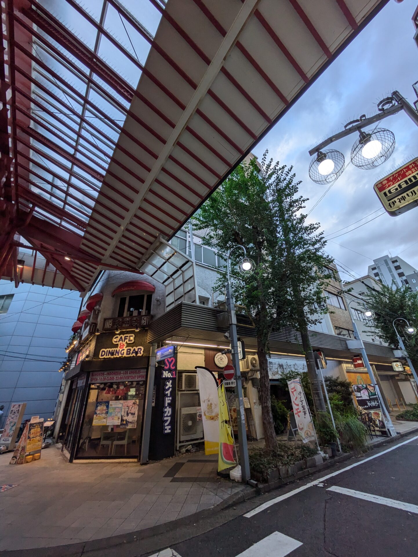 名古屋市中区-ビル解体工事-施工前